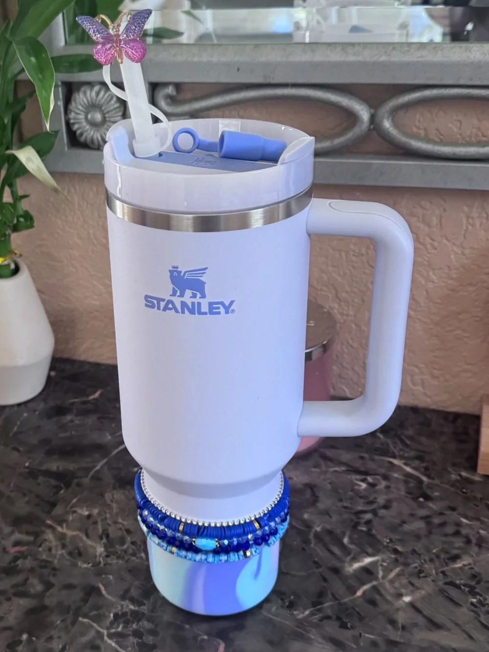 Stanley 40oz. Quencher 2.0 FlowState Tumbler✨NWT Color ~ Dew Drop ✨